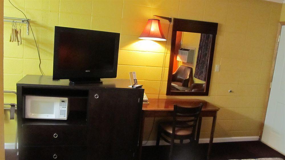 Guest House Motel Carthage Ngoại thất bức ảnh